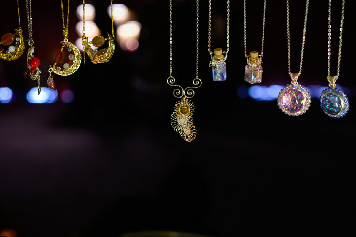 星降る森の魔法市公式サイト