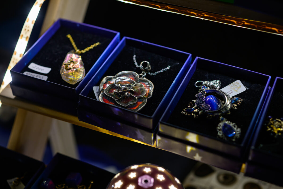 星降る森の魔法市公式サイト