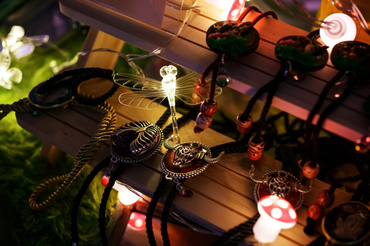 星降る森の魔法市公式サイト