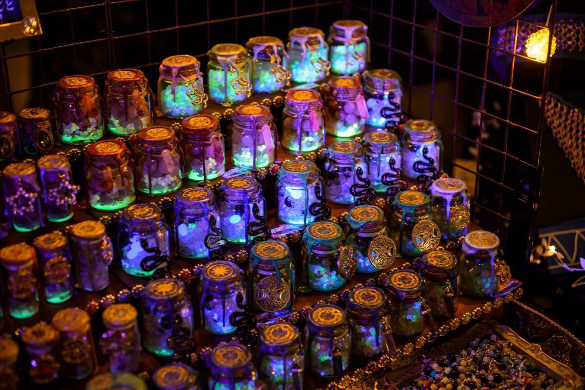 星降る森の魔法市公式サイト